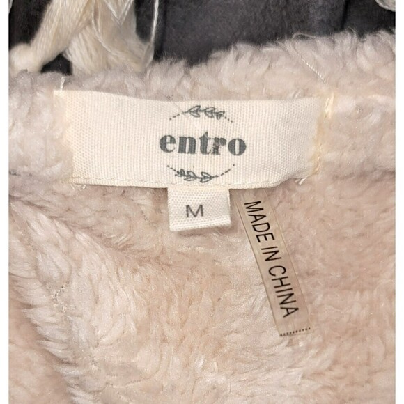 NWOT Entro Suede and Sherpa Vest - Size M - Picture 9 of 11